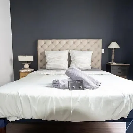 La Terrasse, Proche Des Places 2 * Arras