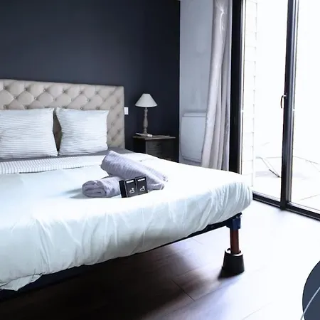 Apartment La Terrasse, Proche Des Places 2 *